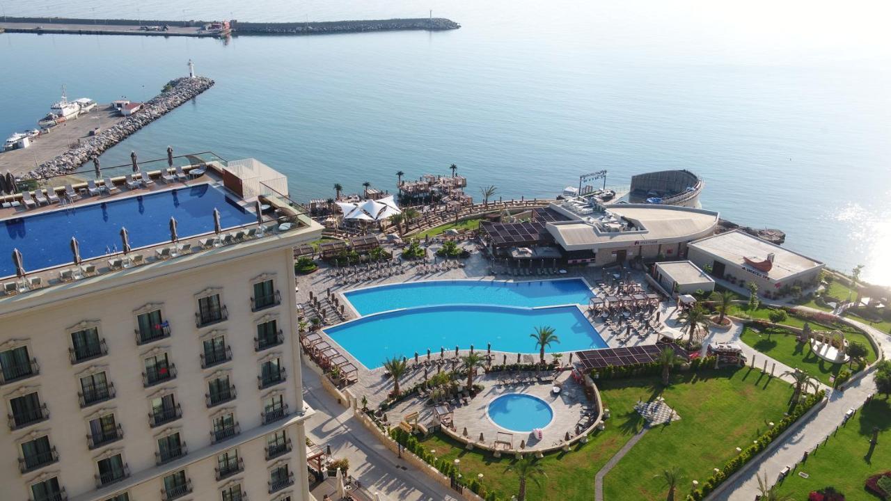 Lords Palace Hotel Spa Casino Kyrenia  Exterior photo
